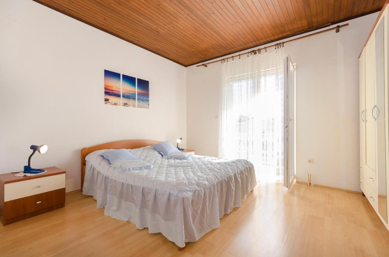 Apartment And Rooms Ema Vodice Zewnętrze zdjęcie