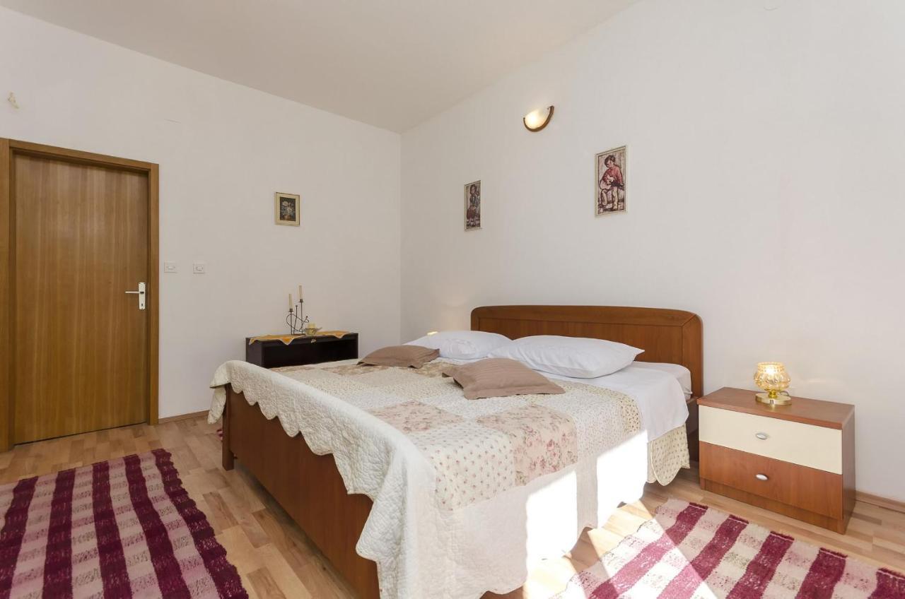 Apartment And Rooms Ema Vodice Zewnętrze zdjęcie