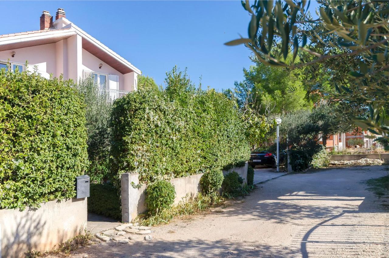 Apartment And Rooms Ema Vodice Zewnętrze zdjęcie