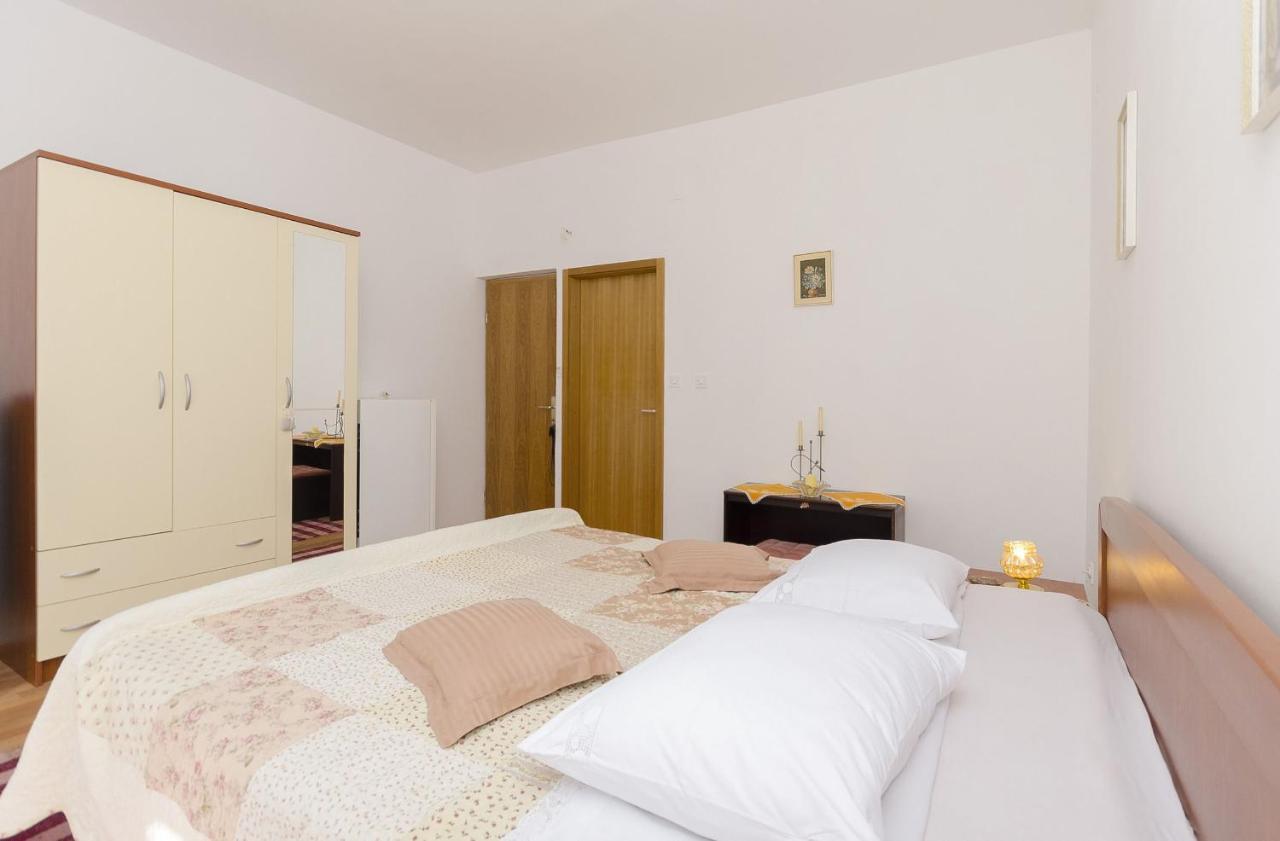 Apartment And Rooms Ema Vodice Zewnętrze zdjęcie